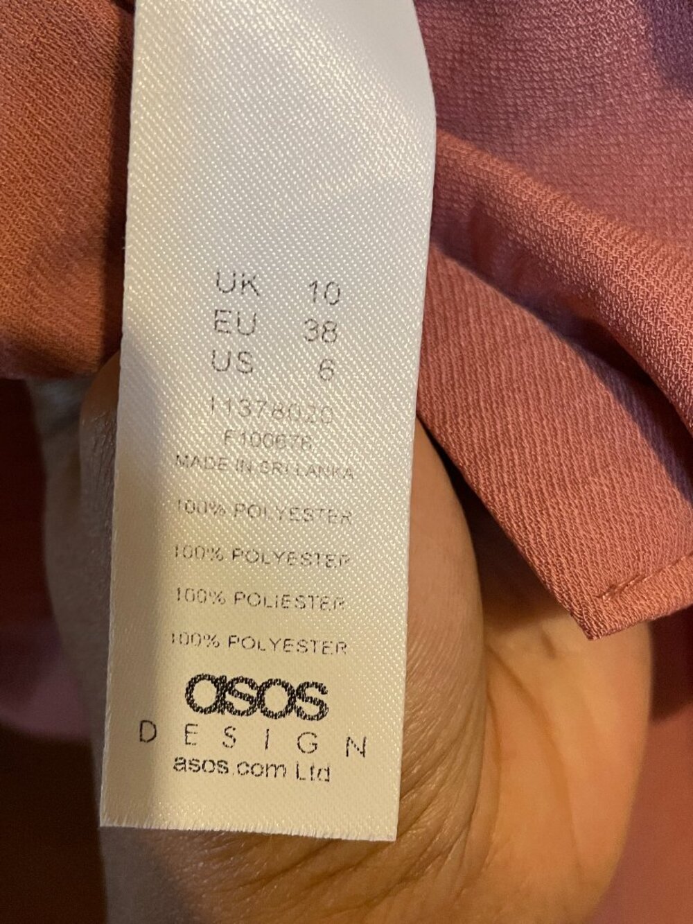 Beautiful ASOS Dress - Chic Neckline and Tapering Waist in Mauve / Dusty Rose - Picture 5 of 16
